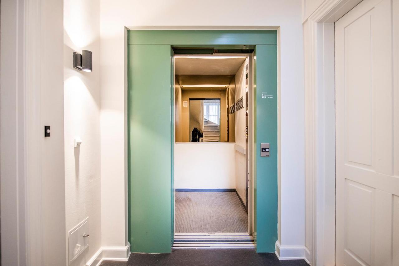 Town Hall By Daniel&jacob's Appartement